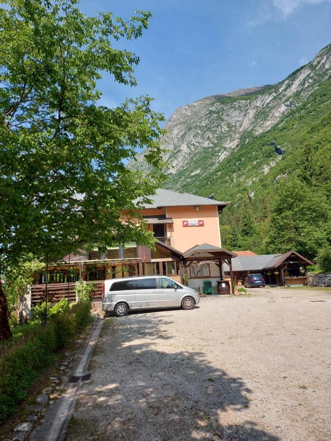 Hotel Gostisce Andrejc à Soča Extérieur photo