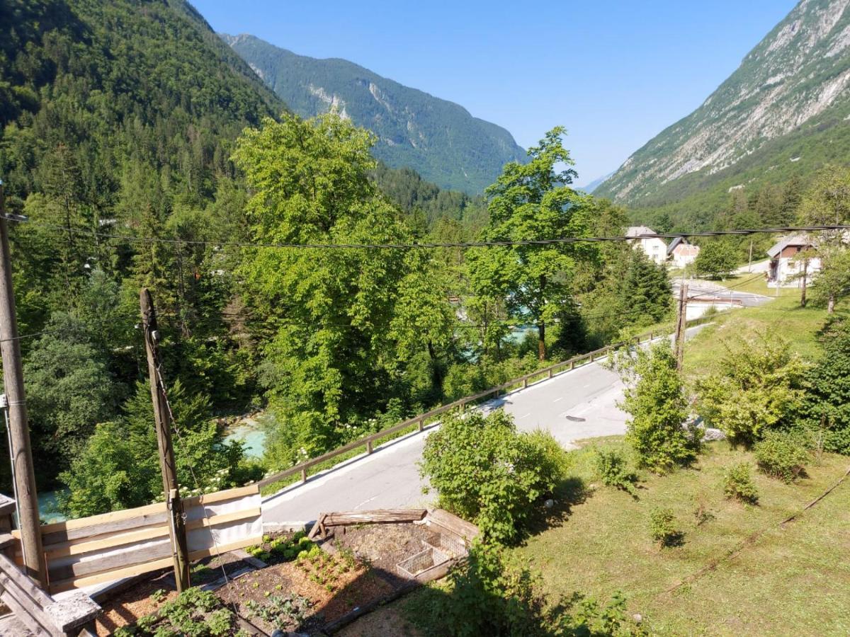 Hotel Gostisce Andrejc à Soča Extérieur photo